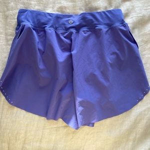 Lululemon find your pace high-rise lined short - 3inch inseam size 6